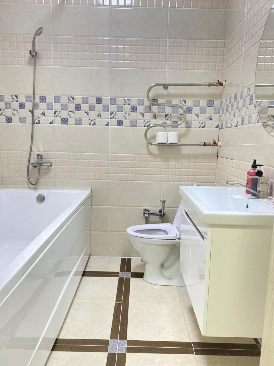 Apartaments Costa 2Х-Комн С 2Мя Кроватями,Раскладным Диваном Жк Экспо Бульвар-6 Nur-Sultan  Exterior photo
